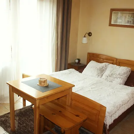 Svojse 3*