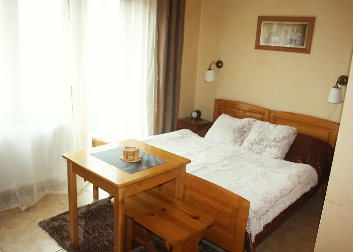 Svojse 3*